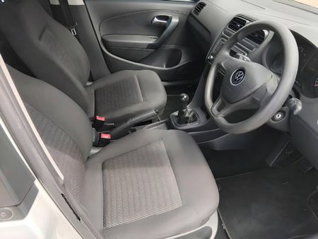 2022-Volkswagen-Polo-Vivo-14-Trendline-5-dr_11