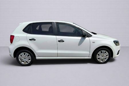 2022-Volkswagen-Polo-Vivo-14-Trendline-5-dr_5