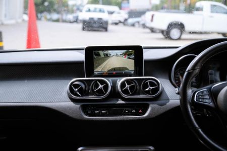 2020-Mercedes-Benz-X-Class-X250d-4x4-Progressive_14