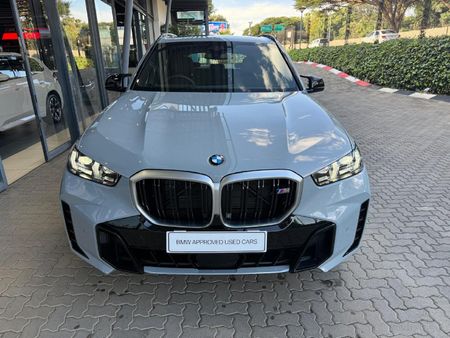 2026-BMW-X5-M60i_3