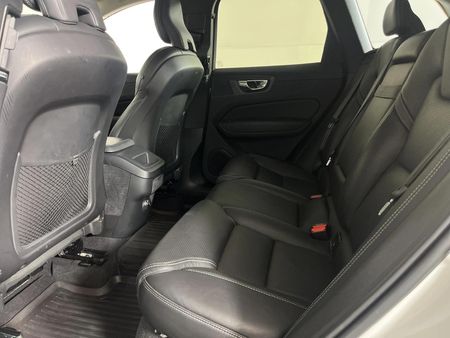 2020-Volvo-XC60-D4-Inscription-Auto-AWD_3