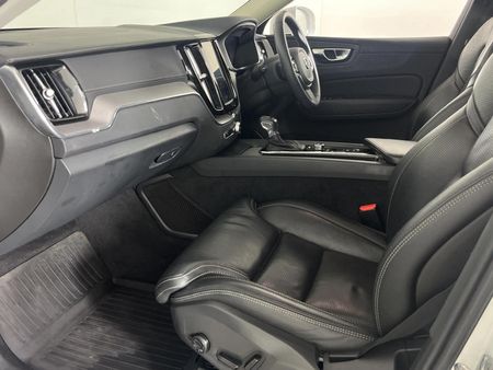 2020-Volvo-XC60-D4-Inscription-Auto-AWD_8