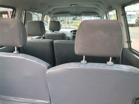 2000-Toyota-Condor-7-SEATER-Condor_13