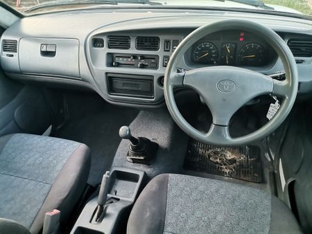 2000-Toyota-Condor-7-SEATER-Condor_15