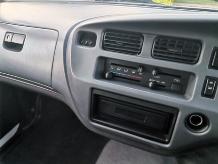 2000-Toyota-Condor-7-SEATER-Condor_18