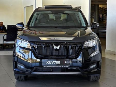 2025-Mahindra-XUV-700-20-AX7L-Auto-7-Seat_1