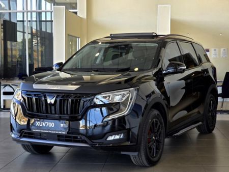 2025-Mahindra-XUV-700-20-AX7L-Auto-7-Seat_2