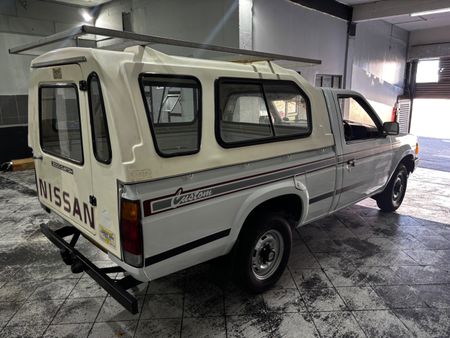 1995-Nissan-1-Tonner-18-SWB-Single-Cab_3