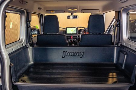 2021-Suzuki-Jimny-15-GLX-Auto_9