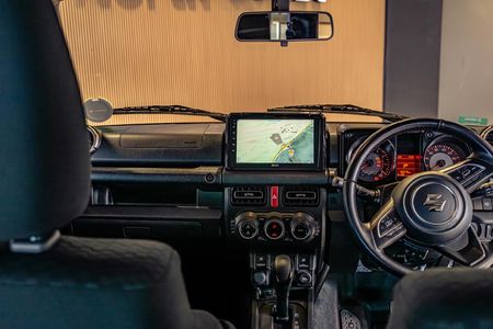 2021-Suzuki-Jimny-15-GLX-Auto_8