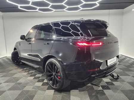 2023-Land-Rover-Range-Rover-Sport-30D-Dynamic-HSE-D350_10