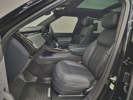 2023-Land-Rover-Range-Rover-Sport-30D-Dynamic-HSE-D350_12