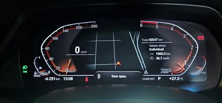 2022-BMW-X5-xDrive30d-M-Sport_11