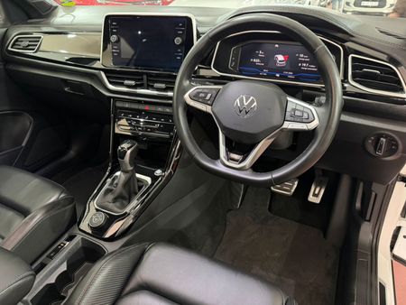 2025-Volkswagen-T-Roc-20-TSI-4M-Rline-DSG_5