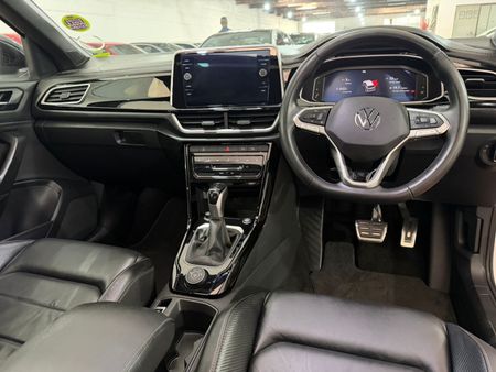 2025-Volkswagen-T-Roc-20-TSI-4M-Rline-DSG_8