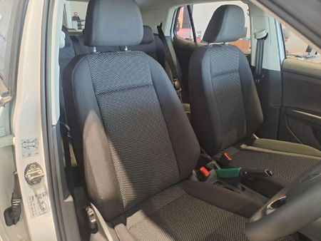 2026-Volkswagen-T-Cross-10-TSI-Auto_10