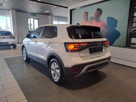 2026-Volkswagen-T-Cross-10-TSI-Auto_2