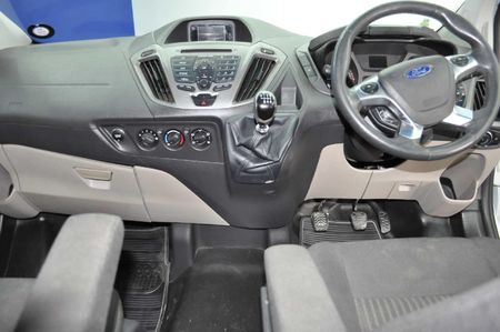 2013-Ford-Tourneo-Custom-22-TDCi-Ambiente-SWB_28
