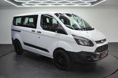 2013-Ford-Tourneo-Custom-22-TDCi-Ambiente-SWB_4
