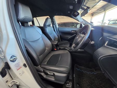 2022-Toyota-Corolla-Cross-18-XI_13