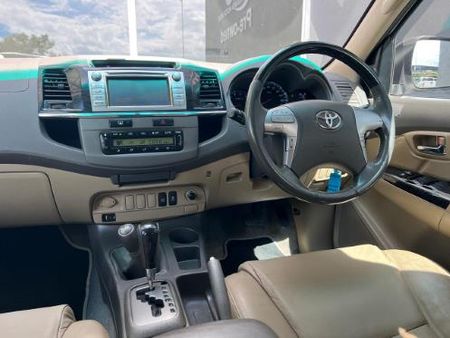 2012-Toyota-Fortuner-30-D-4D-4x4-Auto_14