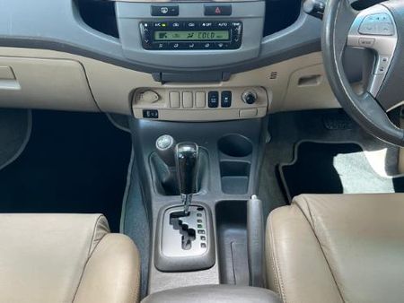2012-Toyota-Fortuner-30-D-4D-4x4-Auto_16