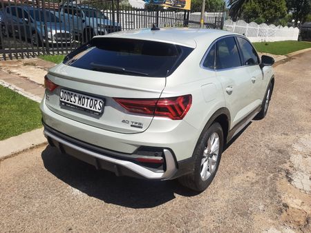2021-Audi-Q3-Sportback-20-TFSI-quattro-Auto-S-Line-40-TFSI_10