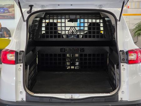 2026-Renault-Triber-10-Express-Iii-Panel-Van_9