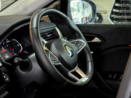 2025-Renault-Captur-13T-Intens-EDC_17