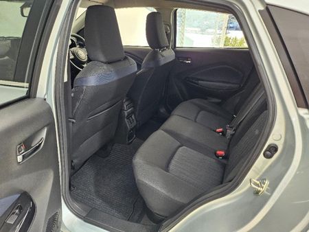2026-Toyota-Starlet-Cross-15XR_12