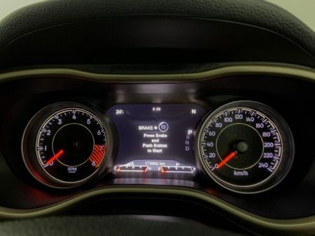 2015-Jeep-Cherokee-32-Limited-AWD-Auto_6