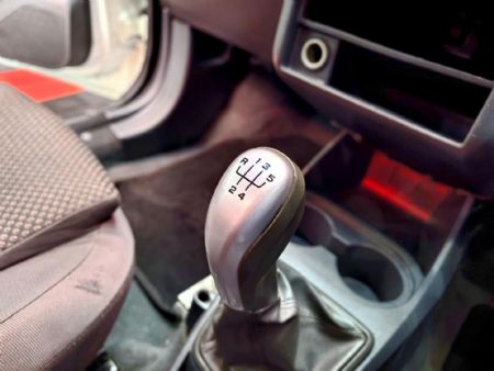 2016-Chevrolet-Utility-14-AC_14
