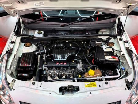 2016-Chevrolet-Utility-14-AC_18