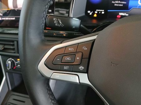 2025-Volkswagen-Polo-10-TSI-Life_11