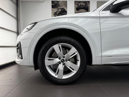 2022-Audi-Q5-Sportback-quattro-S-Line-Auto-40-TDI_2