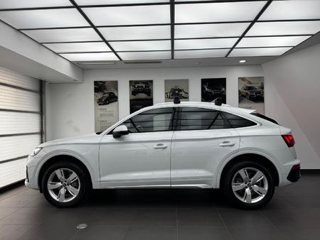 2022-Audi-Q5-Sportback-quattro-S-Line-Auto-40-TDI_3
