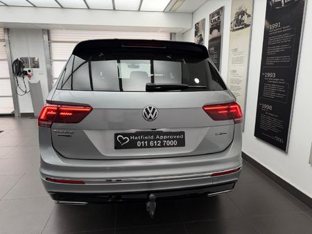 2020-Volkswagen-Tiguan-Allspace-20-TSI-Comfortline-4Motion-Auto-132kW_4