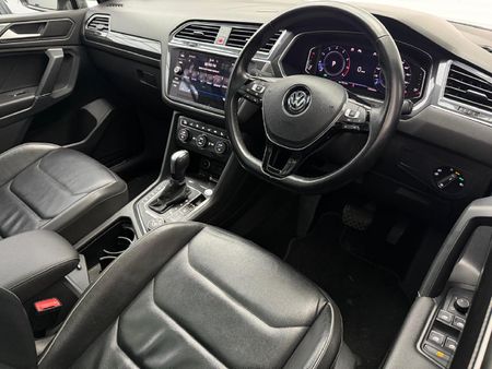 2020-Volkswagen-Tiguan-Allspace-20-TSI-Comfortline-4Motion-Auto-132kW_5