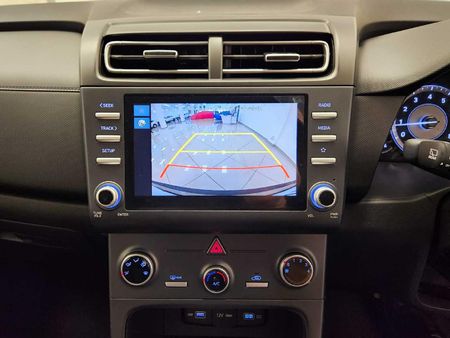2025-Hyundai-Creta-15-Premium-Auto_17