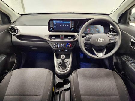 2025-Hyundai-Exter-12-Executive_9