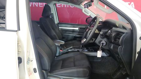 2025-Toyota-Hilux-24-GD-6-Raider-4x4-Auto-Double-Cab_20