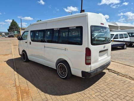 2019-Toyota-Quantum-25-D-4D-Sesfikile-16-seat_3
