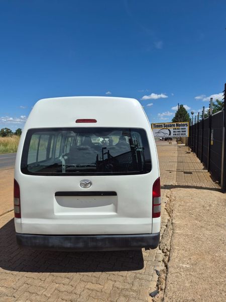 2019-Toyota-Quantum-25-D-4D-Sesfikile-16-seat_4