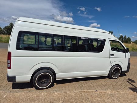 2019-Toyota-Quantum-25-D-4D-Sesfikile-16-seat_6