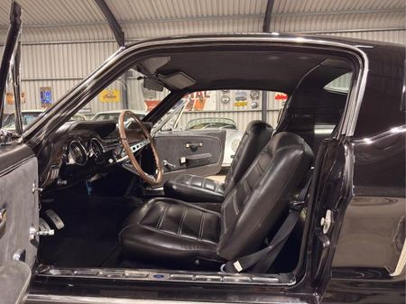 1968-Ford-Mustang-GT390_13