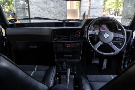 1985-BMW-6-Series-635-CSi-Auto_22