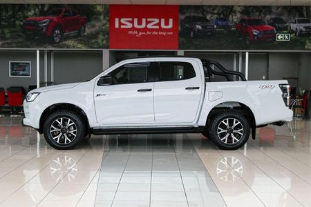 2026-Isuzu-D-Max-19-DDI-HR-X-Rider-Auto-Double-Cab_8