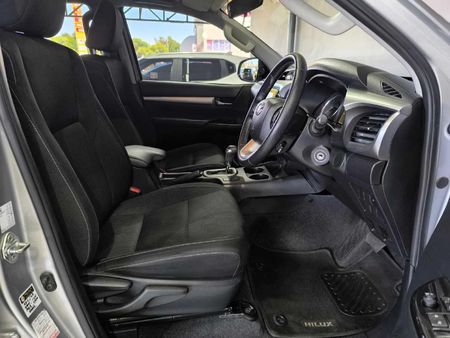 2023-Toyota-Hilux-28-GD-6-Raised-Body-Raider-Auto-Double-Cab_12