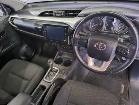 2023-Toyota-Hilux-28-GD-6-Raised-Body-Raider-Auto-Double-Cab_13