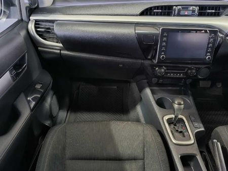 2023-Toyota-Hilux-28-GD-6-Raised-Body-Raider-Auto-Double-Cab_14